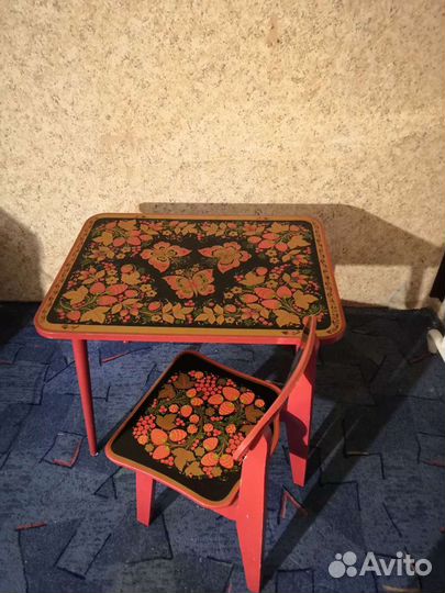 Детский стол и стульчик