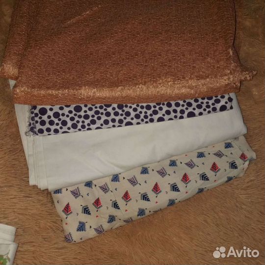Ткани,простыни,подзоры,скатерть СССР