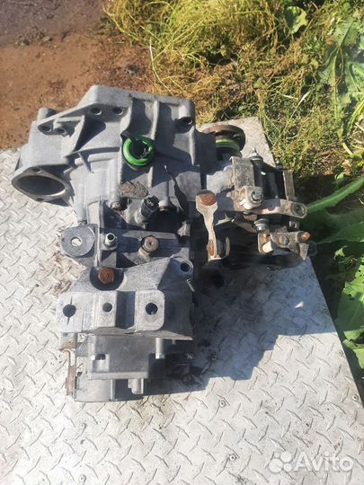 Коробка механическая golf 4 DUU