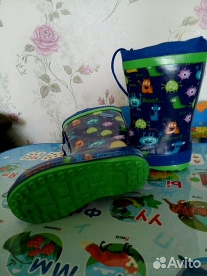 Резиновые сапожки