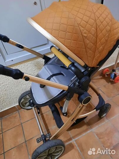 Прогулочная коляска трансформер складывается