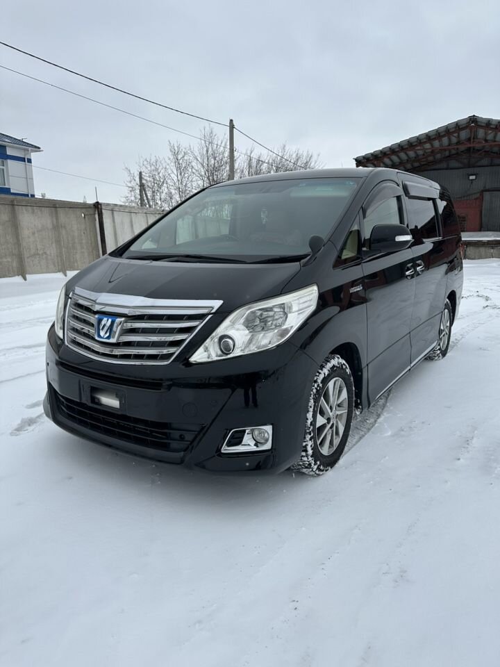 Toyota Alphard: фото владельца