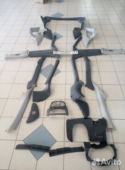 Накладка обшивка пластик Nissan Sentra B17