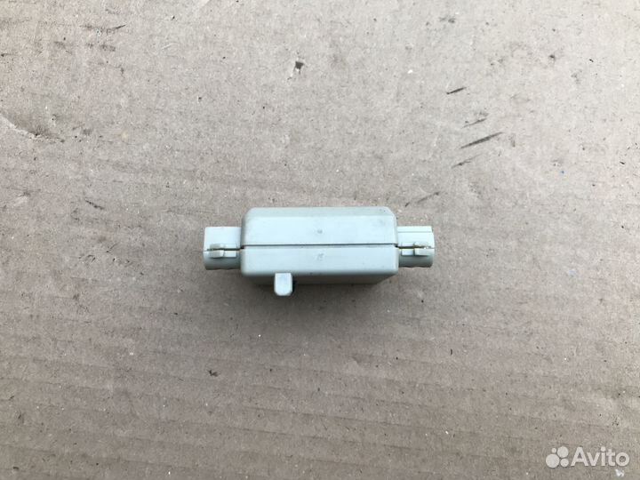 Усилитель антенны BMW 5 F10