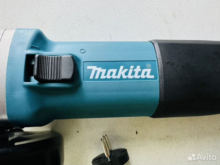 Ушм Makita 9558HN Оригинал