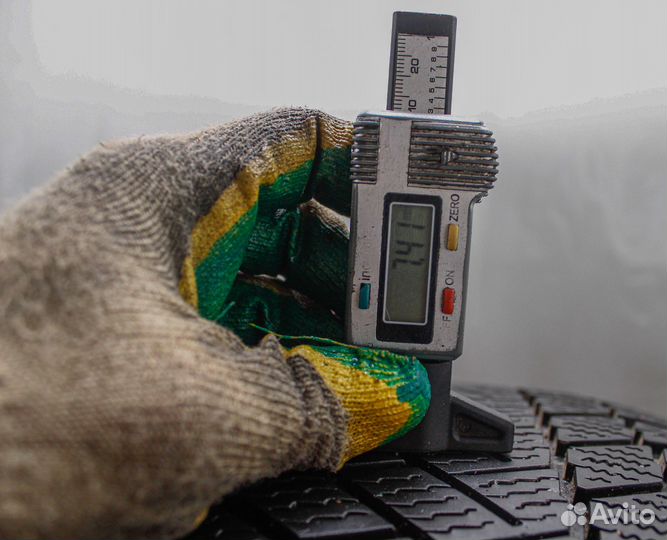 Continental ContiVikingContact 6 225/60 R18 104T