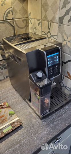 Кофемашина delonghi