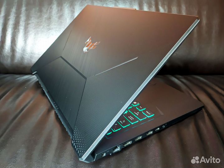 Asus TUF Gaming / 17.3