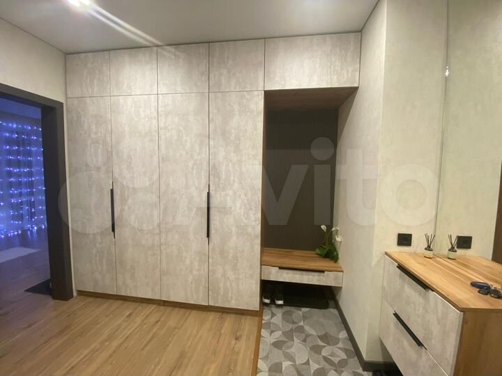 2-к. квартира, 58 м², 4/25 эт.