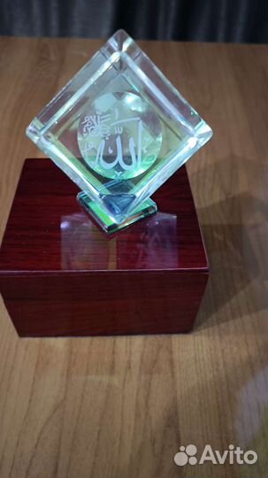 Подарочный сувенир