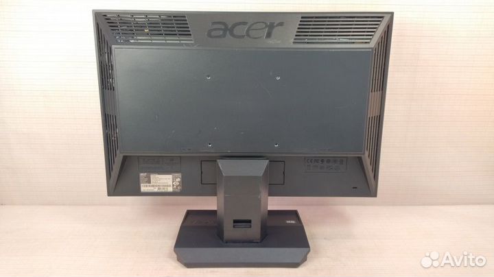 Монитор б/у 19