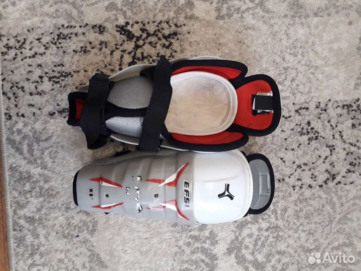 Хоккейные наколенники детские