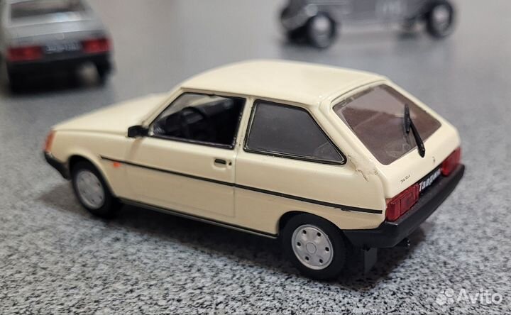 Модель автомобиля заз 1102