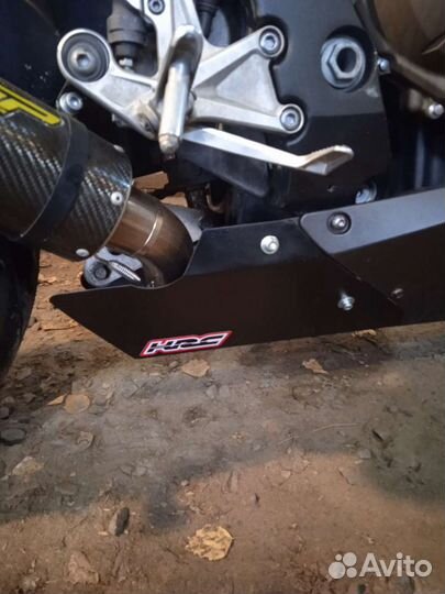 Накладка Honda CBR 1000 RR 2008-11г