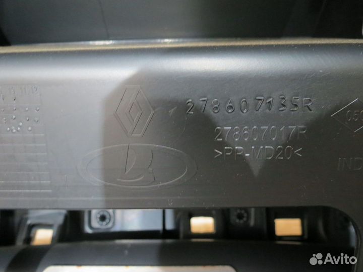 Торпедо Renault Sandero 2