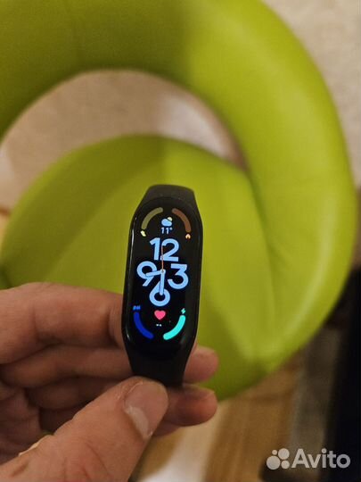 Часы-браслет Mi Band 7 с плохим аккумулятором