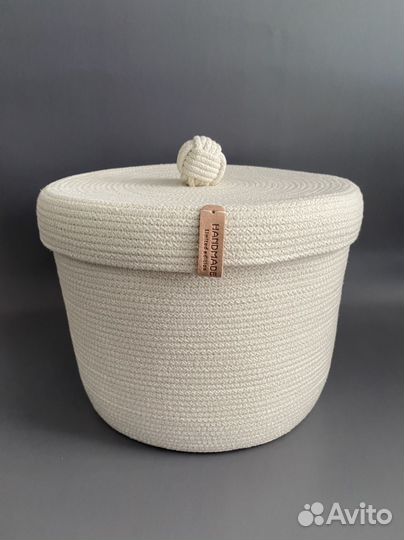 Корзина из хлопкового шнура с крышкой