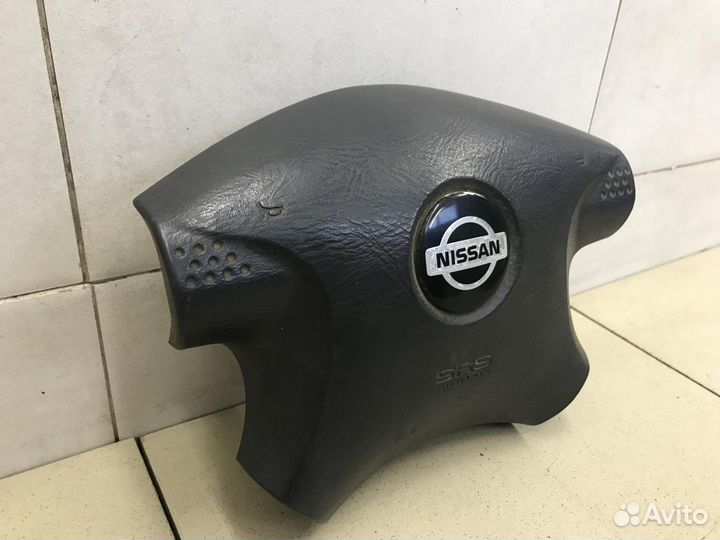 Подушка безопасности в рулевое колесо Almera Tino