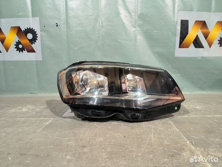Volkswagen Transporter T6 Фара Правая 30229