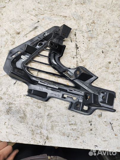 Накладка переднего бампера левая Hyundai Sonata 8