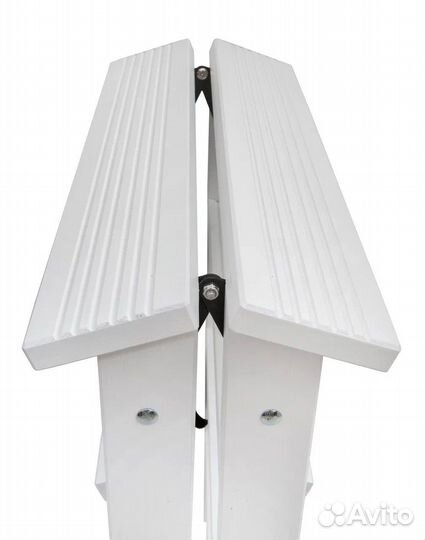 Стремянка деревянная двух-я марк 4 ст. Белая