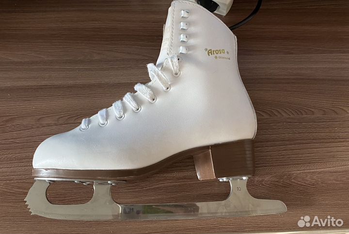 Коньки для фигурного катания