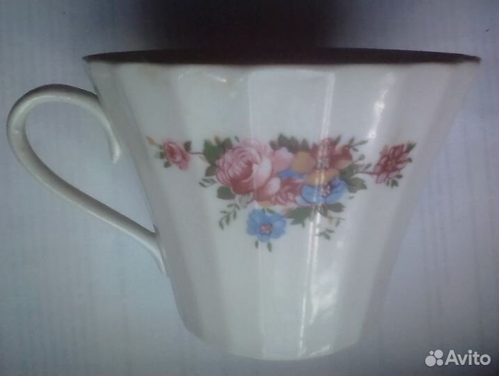 Чайный сервиз на 6 персон (18 предметов )