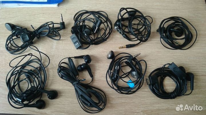 Гарнитура, наушники