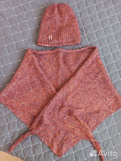 Шапка и шарф женский