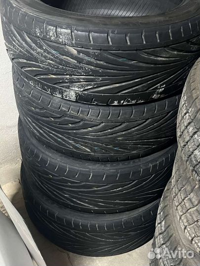 Toyo DRB 235/45 R18