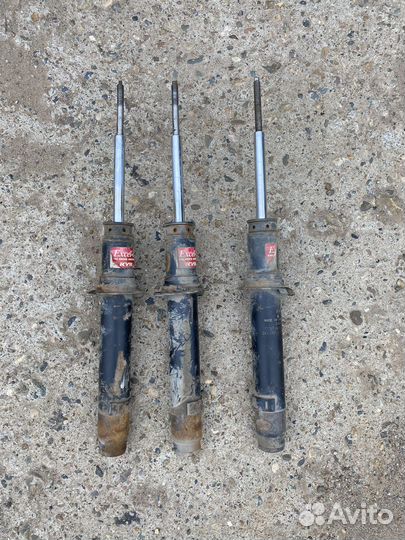 Амортизаторы передние KYB Hyundai Sonata EF