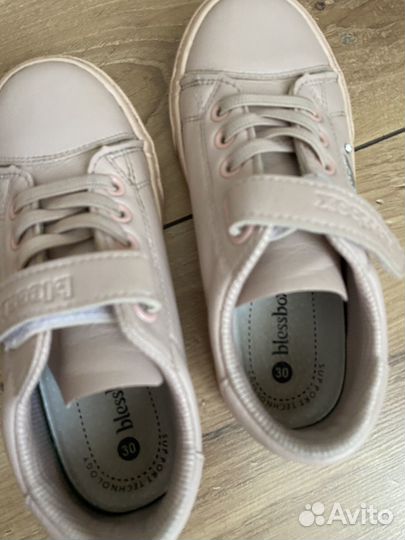 Крроссовки для девочки