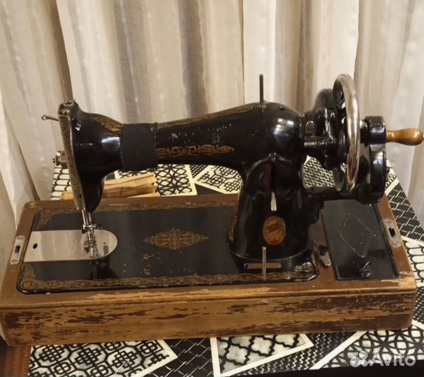 Швейная машинка Подольск ручная