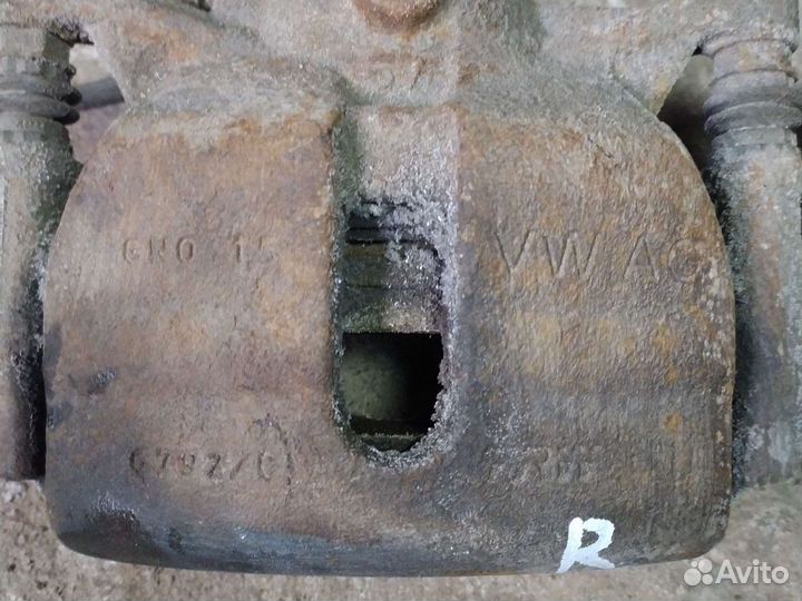 Суппорт тормозной передний skoda octavia a7 1.2 TS