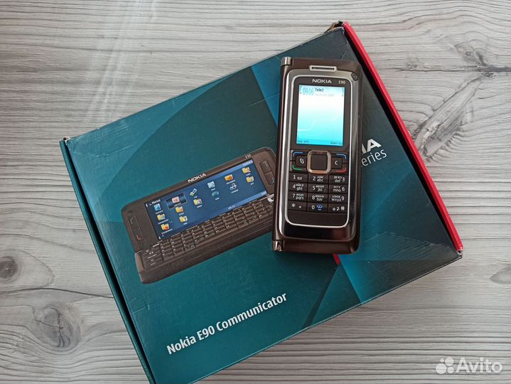 Nokia E90