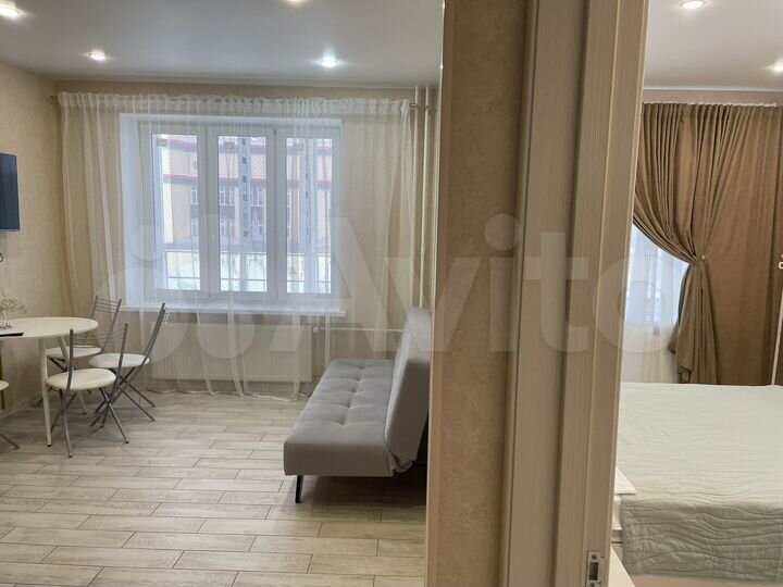 1-к. квартира, 40 м², 8/10 эт.