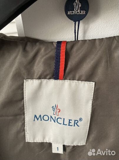 Ветровка Moncler