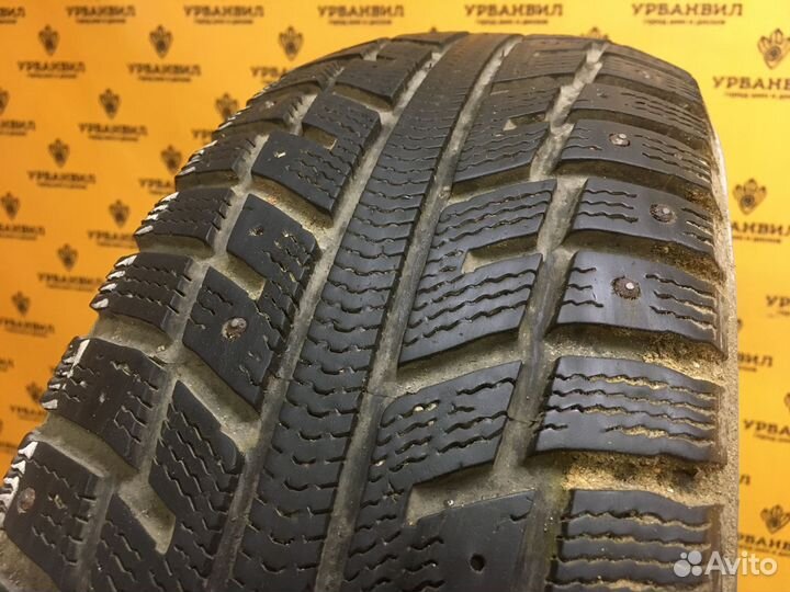 Kumho I'Zen KW22 205/65 R15 94T