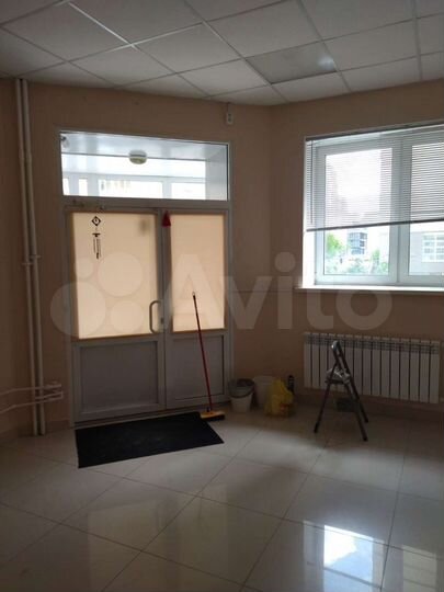 Свободного назначения, 305 м²