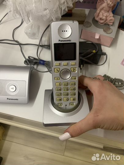 Телефон panasonic