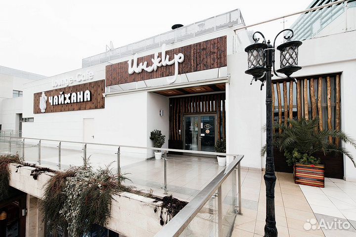 Официант в чайхану 