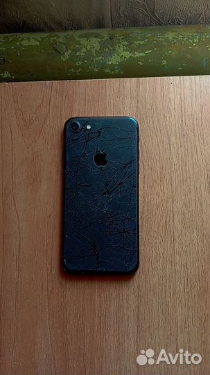 iPhone 7, 32 ГБ