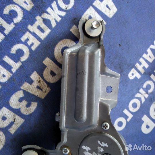 Моторчик заднего дворника. задний Toyota Estima