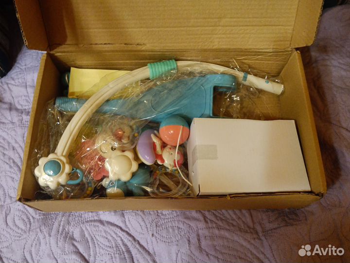 Мобиль на кроватку новый