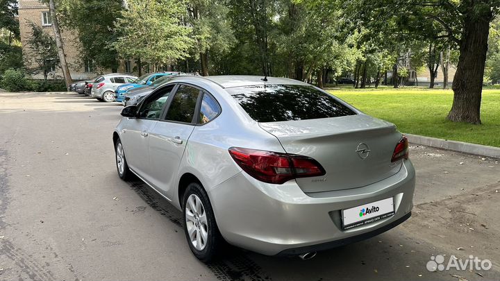 Opel Astra 1.4 AT, 2013, 49 483 км