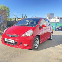 Honda Jazz 1.3 CVT, 2007, 165 500 км, с пробегом, цена 625 000 руб.