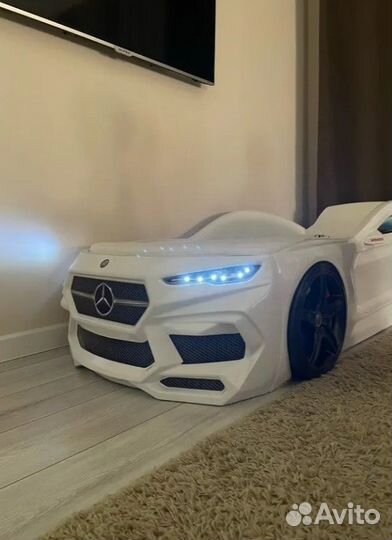 Кровать машина детская с фарами