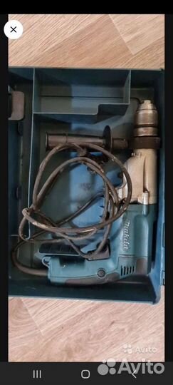 Ударная дрель makita