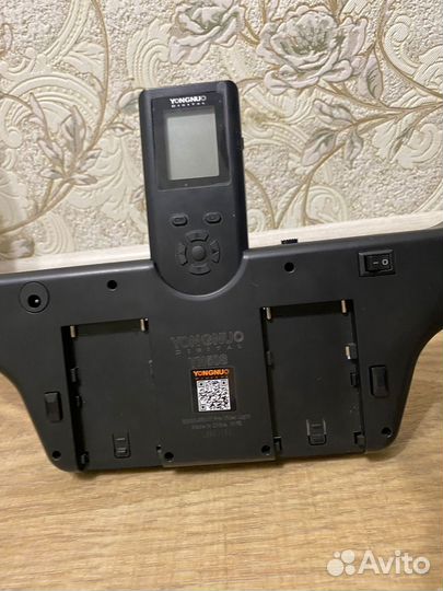 YongNuo YN608 LED осветитель кольцевой