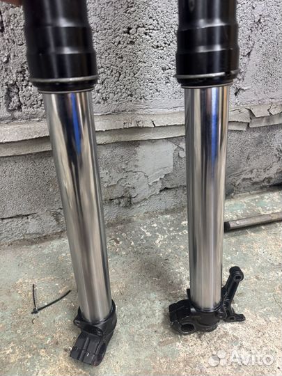 Перья вилки kke 48 940мм